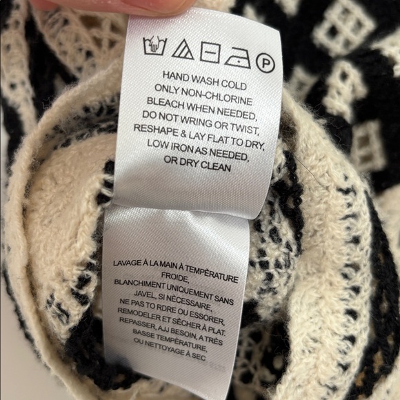 :Price Firm: Anthropologie Crochet Button-down Sweater Vest - Picture 10 of 10